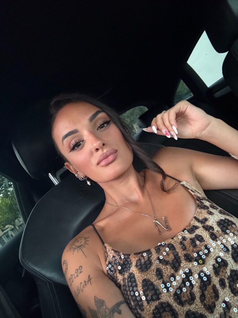 Noemi Lopez Moral (3)