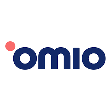 Logo de Omio, plataforma de comparación de precios para viajes en tren, autobús y avión.