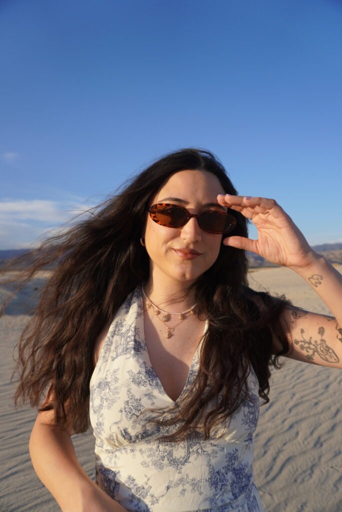 Influencer UGC Yaiza Sánchez colaborando con marcas de "estilo de vida, moda, belleza" – Agencia Brilla.