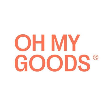 Logo Oh My Goods en color coral con diseño moderno y minimalista de marca | Agencia Brilla