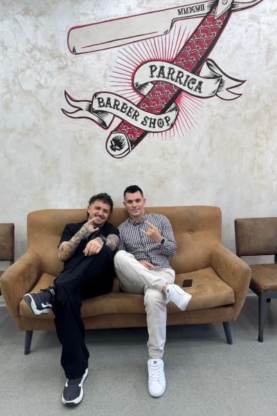 Daniel Gil Sarabia creador UGC en barbería compartiendo contenido de lifestyle y cuidado personal | Agencia Brilla.