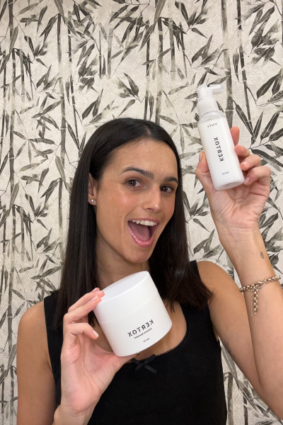UGC Mar Sanz mostrando productos Kerliox para cuidado capilar e hidratación del cabello – Agencia Brilla.