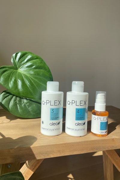 UGC Mar Sanz creando contenido de cuidado capilar con productos a-PLEX de Alea para reparación del cabello – Agencia Brilla.