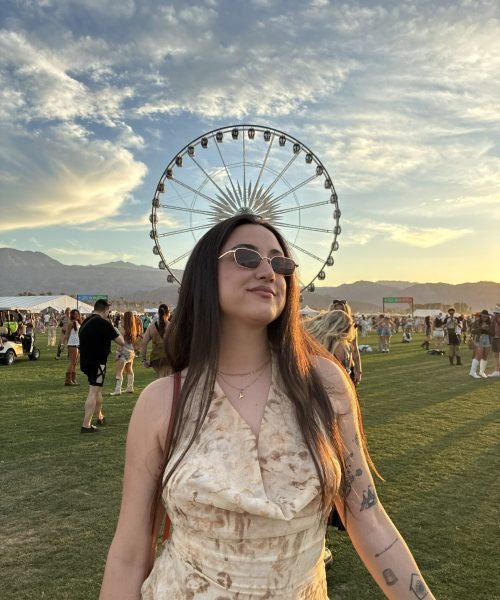 Influencer UGC Yaiza Sánchez colaborando con marcas de "estilo de vida, moda, belleza" – Agencia Brilla.