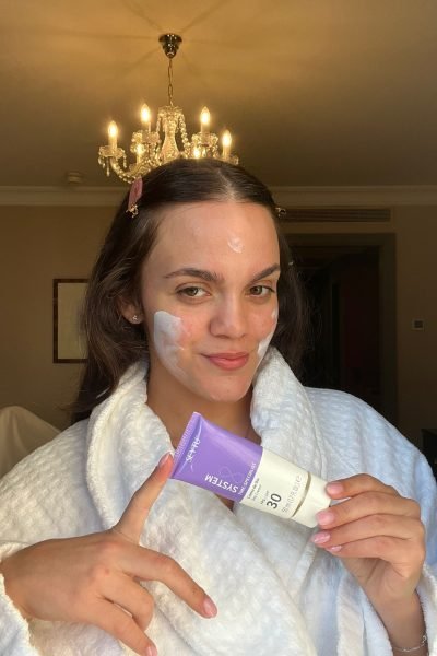 Shirley Herrera comparte su rutina de cuidado con esta crema facial SPF30 para una piel protegida e hidratada.